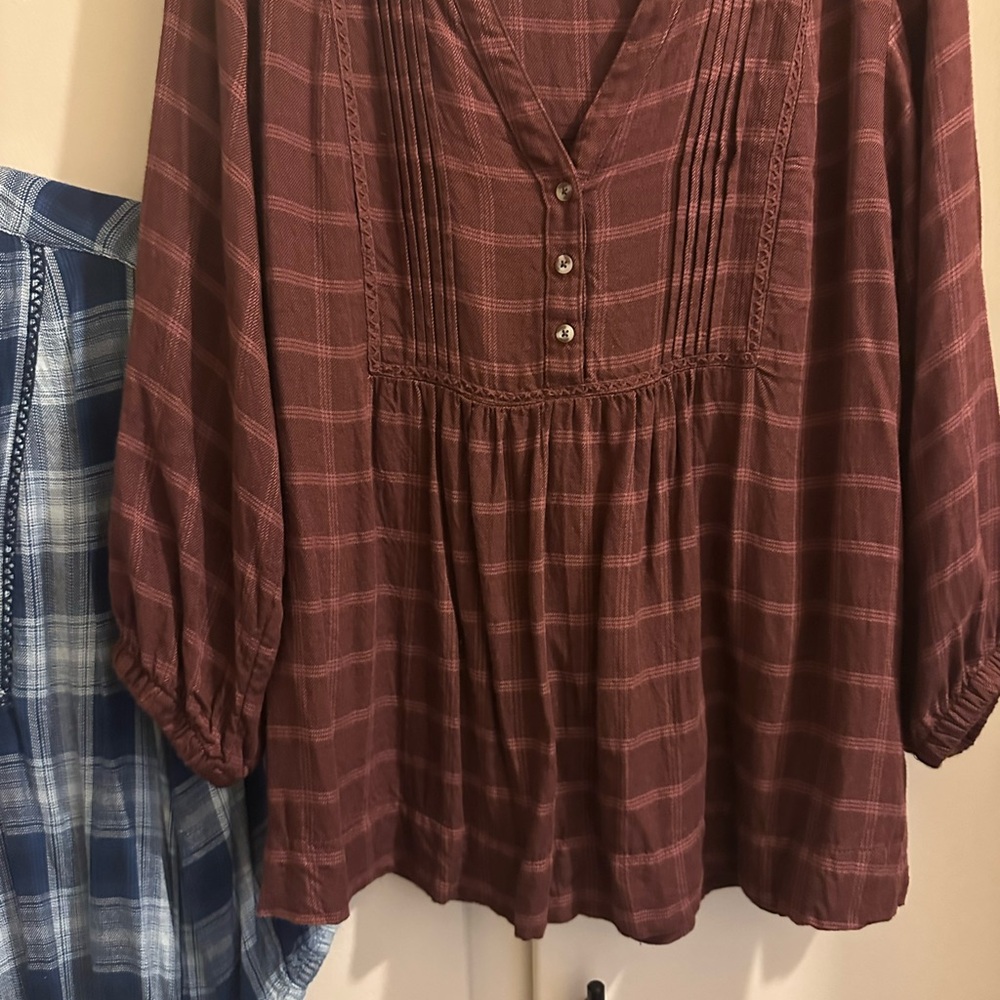 2 blouses —Wrangler Blue and Brown 3/4 Sleeve Blouse with Mandarin Collar - Picture 2 of 7